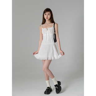 cozydays法式白色吊带连衣裙女秋季气质高级感芭蕾风小白裙