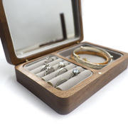 胡桃木饰品桌面收纳盒便携珠宝首饰戒指手镯木制化妆盒带镜子