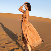 丽江大理拍照长裙摩洛哥旅游度假长袍迪拜连衣裙，复古显瘦沙漠裙女