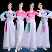云裳古典舞民族舞广场，舞蹈服中国风，长裙扇子伞舞演出比赛服装