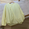 2021春秋 斜边领口设计感不规则纽扣气质 优雅衬衫黄色女上衣