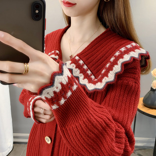新年红色毛衣女(毛衣女，)娃娃领拼色针织开衫，2023甜美可爱风外套ins潮