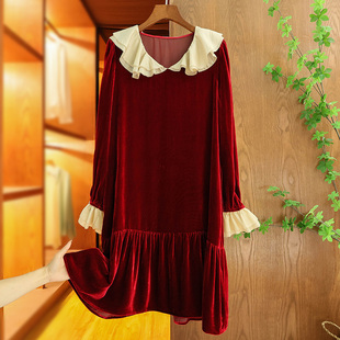 红色高级感减龄荷叶边领宽松显瘦真丝绒连衣裙2024年荷叶边裙