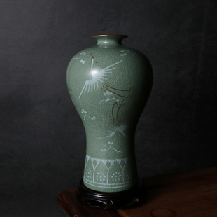 越窑青瓷上林湖镶嵌云，鹤梅瓶冰裂开片陶瓷花瓶工艺品秘色瓷瓶