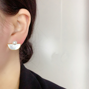 银针设计感天然贝壳耳钉女个性小众耳环简约百搭网红一款两戴耳饰