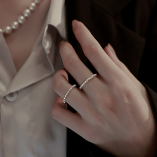 925纯银珍珠戒指女小众设计时尚食指，高级感叠戴指环(戴指环)素圈个性尾戒