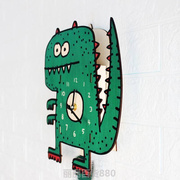 创意儿童房绿色恐龙卡通木质摆幼儿园钟挂钟卡通创意钟表