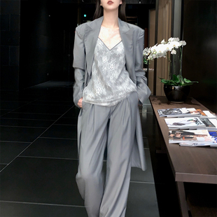 福利3折设计师系列 灰色经典蕾丝设计感背心坎肩外套阔型长裤