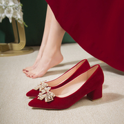 粗跟婚鞋女2023年中式红色结婚新娘鞋子不累脚，孕妇可穿高跟鞋