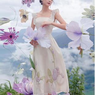 2022年AMY越南小众品牌夏花仙子立体花朵方领礼服长裙连衣裙