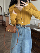 布鲁Blue呀 姜黄色v领针织开衫女2023春季设计感气质显瘦上衣