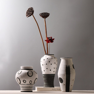 侘寂风手绘陶罐设计师小众软装搭配创意插干花花瓶装饰品摆件日式