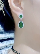 时尚气质绿色水晶水滴耳环女2023轻奢高级感银针耳钉百搭耳饰