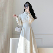 新中式国风白色旗袍连衣裙，女冬季内搭级感订婚领证伴娘长裙礼服
