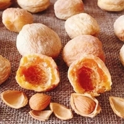 新疆特产杏干新疆天然晒干手工挑选树上小白，杏干吊干一杏两吃