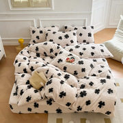 双面床上加厚法兰珊瑚绒床品，牛奶绒保暖被套床单式纯色斜纹四件套