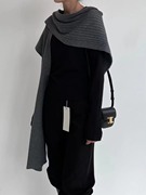 现~韩国东大门女2023冬季设计感不对称纯色羊毛针织围巾披肩