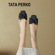 TATA PERKO联名女鞋2023小香风女夏粗跟中跟蝴蝶结拼色包头凉鞋