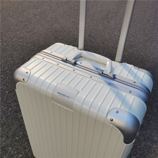 高颜值旅行箱5608登机箱静音拉杆箱锁扣白色行李箱铝框箱
