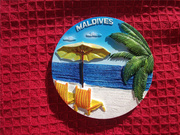 世界旅游纪念冰箱贴 马尔代夫 椰林树影 水清沙幼 沙滩双人椅 美