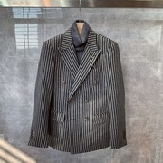 冬季英伦灰色条纹双排扣修身西装男士韩版潮流，复古休闲小西服外套