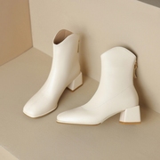 大码瘦瘦靴白色方头，短靴粗跟2023秋冬季高跟女靴马丁靴414243