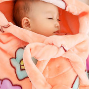 婴儿抱被初生宝宝被子秋冬款外出加厚包毯子珊瑚绒包被斗篷背抱毯