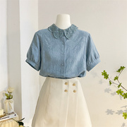 蓝色蕾丝花瓣娃娃领衬衫女夏短袖，设计感小众宽松洋气小衫提花上衣