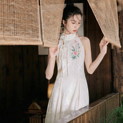 花制作茶与荔枝，荔夏原创民族风，刺绣改良旗袍设计感国风连衣裙
