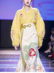 减龄温柔风气质黄色休闲毛衣高腰半身裙女两件套装新中式国风