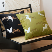 新中式复古绿色系抱枕刺绣飞鹤高档靠枕客厅沙发靠垫民宿抱枕组合