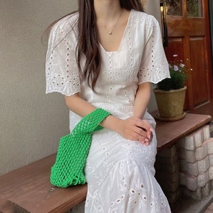 韩国chic夏季法式简约v领重工，镂空刺绣蕾丝钩花设计短袖连衣裙女