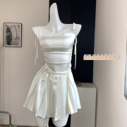 原创设计高级感纯欲风白色连衣裙高腰吊带裙夏季女