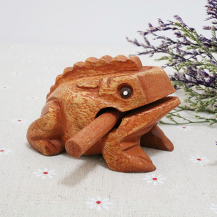 泰国青蛙木雕摆件手工，雕刻蛤蟆木鱼创意，发声玩具实木蟾蜍工艺品