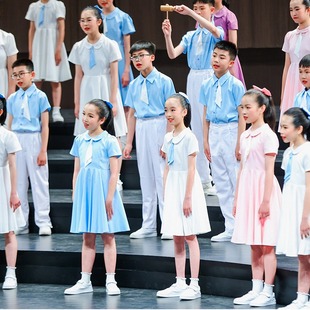 儿童合唱服演出服，女童舞蹈大合唱团中小学生，爱国朗诵表演服装