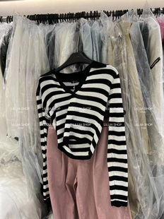 黑白条纹v领针织衫女韩版2024春季T恤修身显瘦短款冰丝上衣潮