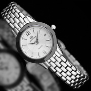 防水品牌士手表钢带镶钻石英表精致瑞士款商务手表简约女