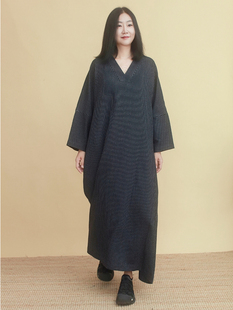 姜欢设计黑色纯麻条纹宽松长款长袖通勤复古气质款连衣裙