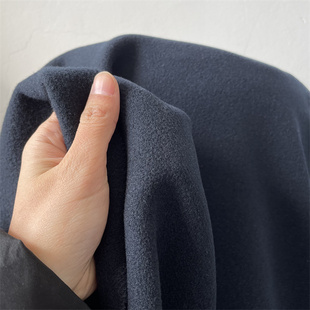 藏青色深蓝色羊毛绒感面料质感不错做大衣裤子布料20一米70羊毛