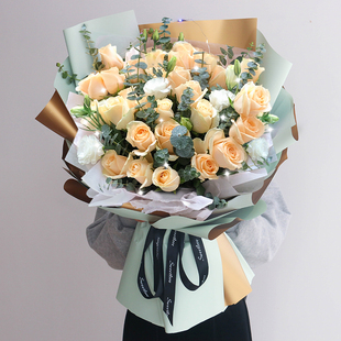 鲜花速递香槟玫瑰向日葵，送女友花束上海南京苏州同城生日配店