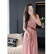 法式连衣裙女2023春夏设计感小众复古收腰高级感粉色吊带裙子