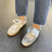 韩国东大门运动鞋女子23夏季圆头平底真皮时尚跑步舒适德训鞋