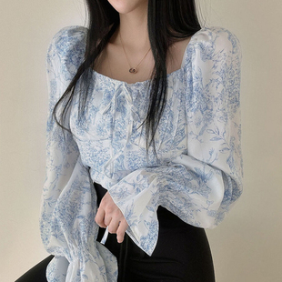 韩国chic法式温柔方领露肩两穿系带，水墨印花设计泡泡袖衬衫上衣女