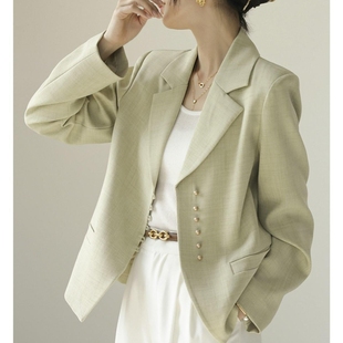 春装2023年浅绿色戗驳领西装外套，女设计感小众休闲小西服上衣