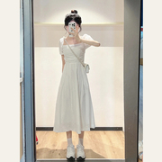 高级感白色连衣裙女夏季温柔风法式泡泡袖方领收腰显瘦长裙