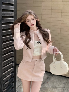 粉色高级感时尚套装女春季搭配一整套短款皮衣外套半身裙子两件套