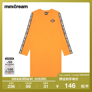 minicream女装秋冬字母，徽章刺绣织带笑脸，印花圆领连衣裙8150xxd