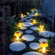 太阳能小蘑菇灯插地草坪，灯庭院装饰灯走道灯，led花园别墅景观