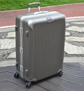 行李箱20寸女航空158托运旅行箱30寸出国拉杆箱超轻大容量留学箱