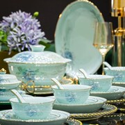 景德镇青花瓷餐具套装轻奢高级感新中式精致高端骨瓷碗盘家用瓷器